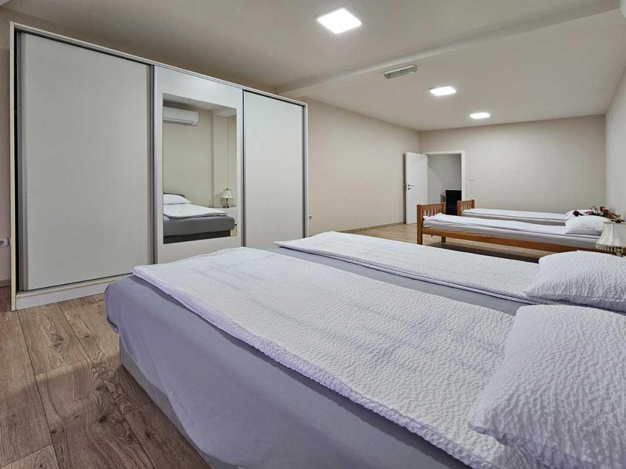 Apartman Leni2 U Centru Zajecara Exteriér fotografie